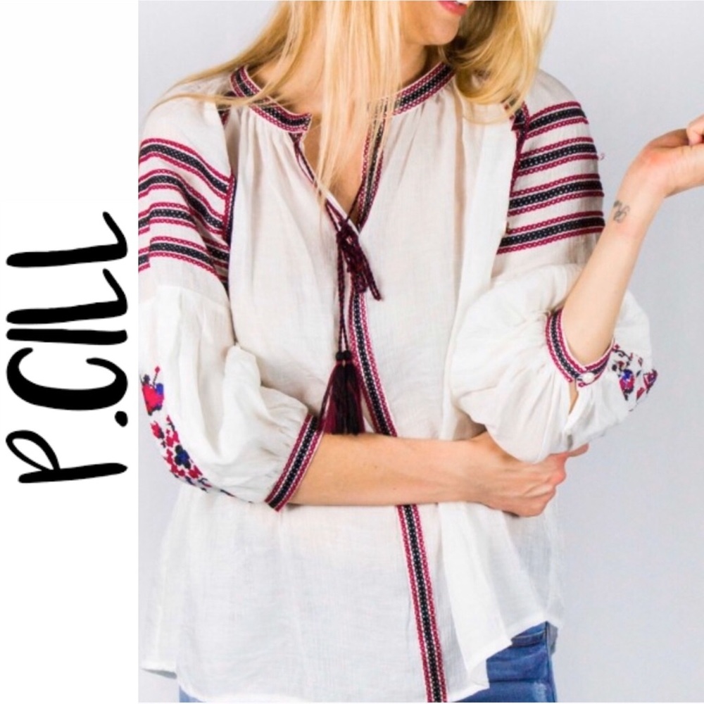 ON SALE!! NWT P. Cill Embroidered Top, S/M.  Cute summer top